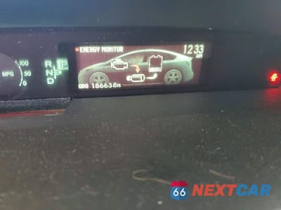 Zdjęcie 9 z 12 samochodu: 2012 TOYOTA PRIUS FOUR VIN:JTDKN3DU8C1534337 - miniatura