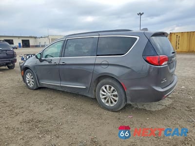 Drugie zdjęcie samochodu z przodu: 2017 CHRYSLER PACIFICA TOURING L VIN:2C4RC1BG2HR505442 - miniatura