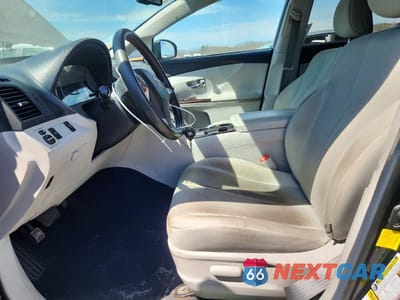 Zdjęcie 7 z 13 samochodu: 2012 TOYOTA VENZA LE VIN:4T3BA3BBXCU032914 - miniatura