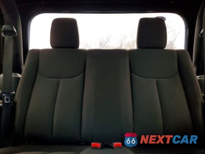 Zdjęcie 10 z 13 samochodu: 2016 JEEP WRANGLER SPORT VIN:1C4AJWAG8GL261658 - miniatura