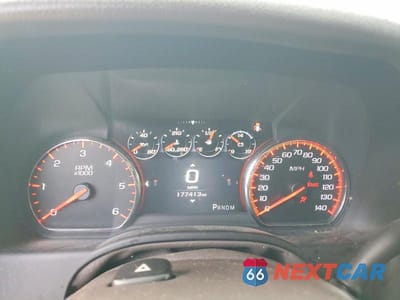 Zdjęcie 9 z 13 samochodu: 2016 GMC YUKON XL DENALI VIN:1GKS2HKJ4GR199099 - miniatura