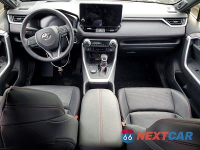 Zdjęcie 8 z 12 samochodu: 2024 TOYOTA RAV4 PRIME XSE VIN:JTMFB3FV4RD197379 - miniatura