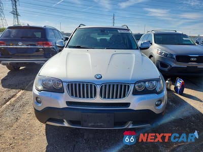 Piąte zdjęcie samochodu w środku: 2010 BMW X3 XDRIVE30I VIN:WBXPC9C48AWJ32109 - miniatura