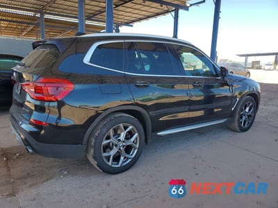 Trzecie zdjęcie samochodu z tyłu: 2021 BMW X3 SDRIVE30I VIN:5UXTY3C06M9F43505 - miniatura