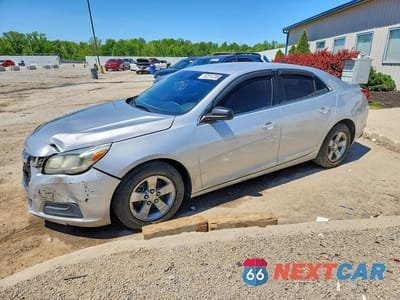 2015 CHEVROLET MALIBU LS 1G11B5SL1FF205537 - główne zdjęcie licytacji z USA - miniatura