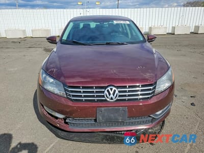 Piąte zdjęcie samochodu w środku: 2012 VOLKSWAGEN PASSAT SEL VIN:1VWCN7A3XCC040313 - miniatura