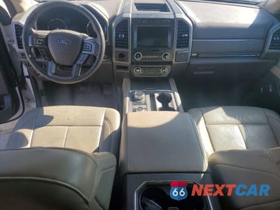 Zdjęcie 8 z 13 samochodu: 2019 FORD EXPEDITION XLT VIN:1FMJU1JT5KEA53219 - miniatura