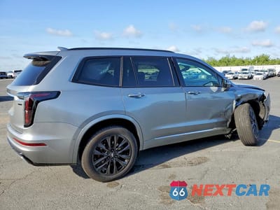 Trzecie zdjęcie samochodu z tyłu: 2025 CADILLAC XT6 SPORT VIN:1GYKPGRS2SZ151089 - miniatura