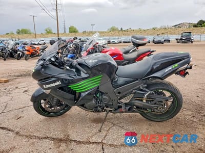 Trzecie zdjęcie samochodu z tyłu: 2009 KAWASAKI ZX1400 C VIN:JKBZXNC179A013104 - miniatura