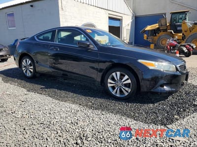 Czwarte zdjęcie samochodu z boku: 2010 HONDA ACCORD EXL VIN:1HGCS1B84AA005232 - miniatura