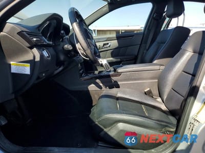 Zdjęcie 7 z 12 samochodu: 2011 MERCEDES-BENZ E 350 VIN:WDDHF5GB4BA271474 - miniatura