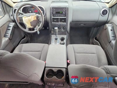 Zdjęcie 8 z 13 samochodu: 2010 FORD EXPLORER XLT VIN:1FMEU7DE9AUA39457 - miniatura