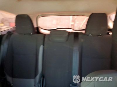 Zdjęcie 10 z 14 samochodu: 2013 FORD ESCAPE S VIN:1FMCU0F76DUB47665 - miniatura