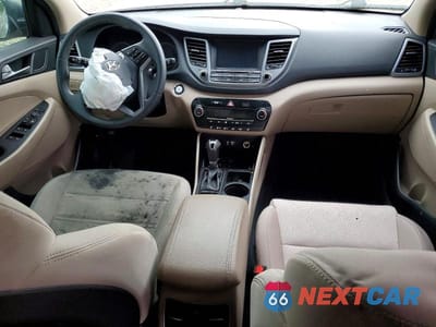 Zdjęcie 8 z 12 samochodu: 2018 HYUNDAI TUCSON VALUE VIN:KM8J33A25JU633077 - miniatura