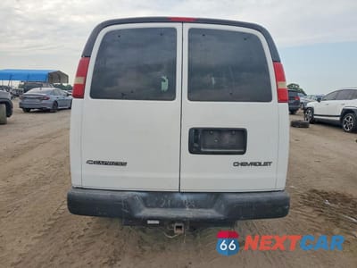 Zdjęcie 6 z 13 samochodu: 2004 CHEVROLET EXPRESS G1500 DELIVERY VAN VIN:1GCFG15T941115520 - miniatura