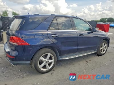 Trzecie zdjęcie samochodu z tyłu: 2018 MERCEDES-BENZ GLE 350 4MATIC VIN:4JGDA5HB9JB075038 - miniatura