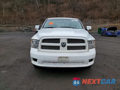 Piąte zdjęcie samochodu w środku: 2012 DODGE RAM 1500 SPORT VIN:1C6RD7MT2CS258349 - miniatura