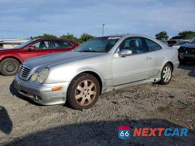 2000 MERCEDES-BENZ CLK 320 WDBLJ65GXYF157240 - główne zdjęcie licytacji z USA - miniatura