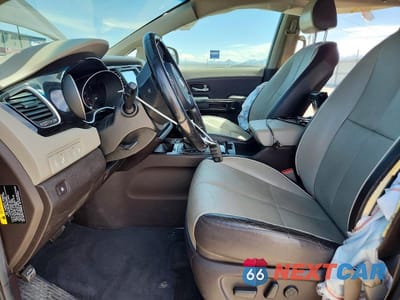 Zdjęcie 7 z 13 samochodu: 2015 KIA SEDONA SXL VIN:KNDME5C15F6039192 - miniatura