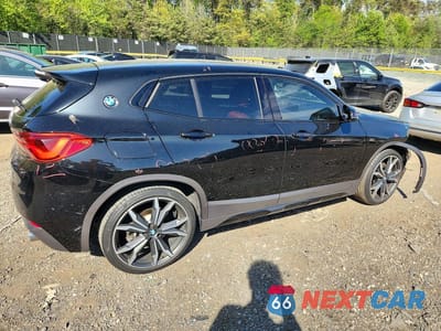 Trzecie zdjęcie samochodu z tyłu: 2018 BMW X2 XDRIVE28I VIN:WBXYJ5C37JEF70705 - miniatura