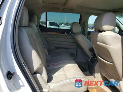 Zdjęcie 11 z 13 samochodu: 2011 LINCOLN MKT VIN:2LMHJ5ATXBBJ54769 - miniatura