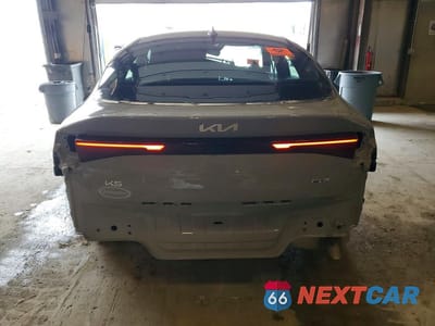 Zdjęcie 6 z 12 samochodu: 2025 KIA K5 GT LINE VIN:KNAG64J71S5355116 - miniatura