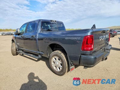 Drugie zdjęcie samochodu z przodu: 2026 RAM 2500 BIG HORN VIN:3C6UR5DJ2TG216902 - miniatura