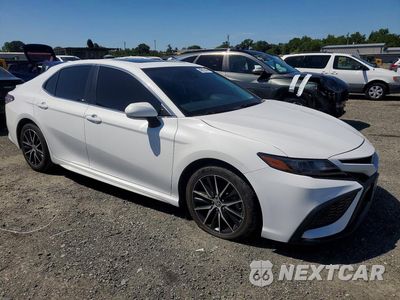 Czwarte zdjęcie samochodu z boku: 2024 TOYOTA CAMRY SE VIN:4T1S11AK6RU240148 - miniatura