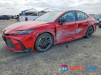 2025 TOYOTA CAMRY SE 4T1DAACK0SU136055 - główne zdjęcie licytacji z USA - miniatura