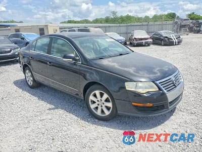 Czwarte zdjęcie samochodu z boku: 2006 VOLKSWAGEN PASSAT 2.0T VIN:WVWAK73C46P155423 - miniatura