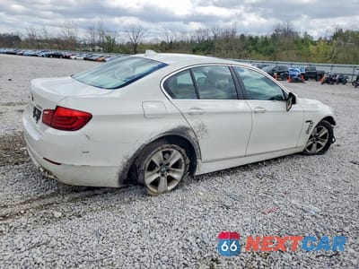 Trzecie zdjęcie samochodu z tyłu: 2013 BMW 528 XI VIN:WBAXH5C59DD106664 - miniatura