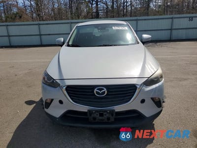 Piąte zdjęcie samochodu w środku: 2018 MAZDA CX-3 SPORT VIN:JM1DKDB77J0327526 - miniatura