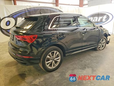 Trzecie zdjęcie samochodu z tyłu: 2025 AUDI Q3 PREMIUM S LINE 45 VIN:WA1DECF37S1047572 - miniatura