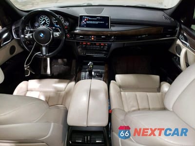 Zdjęcie 8 z 13 samochodu: 2014 BMW X5 XDRIVE50I VIN:5UXKR6C54E0C02664 - miniatura