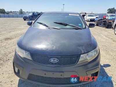 Piąte zdjęcie samochodu w środku: 2011 KIA FORTE SX VIN:KNAFW6A33B5432203 - miniatura