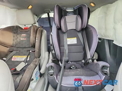 Zdjęcie 10 z 13 samochodu: 2021 HONDA ODYSSEY EXL VIN:5FNRL6H75MB029214 - miniatura