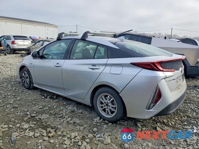 Drugie zdjęcie samochodu z przodu: 2017 TOYOTA PRIUS PRIME PLUS VIN:JTDKARFP8H3040044 - miniatura
