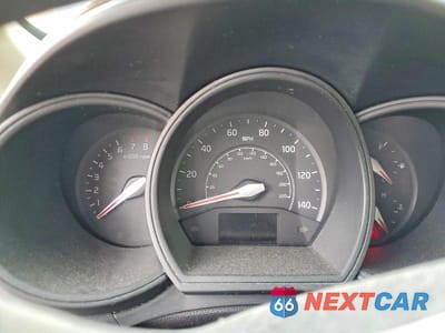 Zdjęcie 9 z 13 samochodu: 2016 KIA RIO 5-DOOR LX VIN:KNADM5A32G6647130 - miniatura