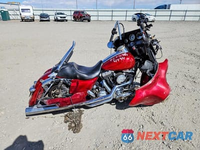 2013 HARLEY-DAVIDSON FLHX STREET GLIDE 1HD1KBM18DB684494 - główne zdjęcie licytacji z USA - miniatura
