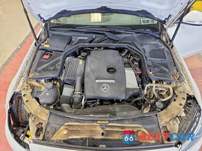 Zdjęcie 11 z 13 samochodu: 2015 MERCEDES-BENZ C 300 4MATIC VIN:55SWF4KB2FU031144 - miniatura