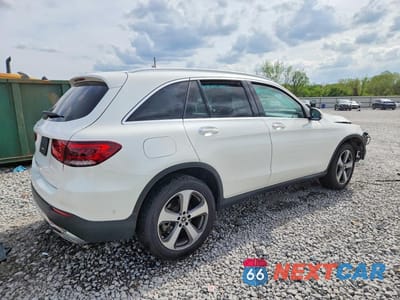 Trzecie zdjęcie samochodu z tyłu: 2021 MERCEDES-BENZ GLC 300 VIN:W1N0G8DB9MF893271 - miniatura