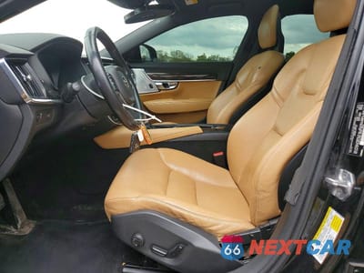 Zdjęcie 7 z 12 samochodu: 2018 VOLVO S90 T6 MOMENTUM VIN:LVY992MK7JP019280 - miniatura