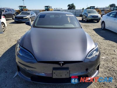 Piąte zdjęcie samochodu w środku: 2023 TESLA MODEL S VIN:5YJSA1E68PF499666 - miniatura