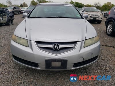 Piąte zdjęcie samochodu w środku: 2004 ACURA TL VIN:19UUA66284A065254 - miniatura