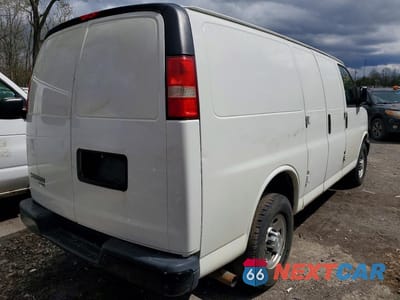 Trzecie zdjęcie samochodu z tyłu: 2016 CHEV EXPRESS G2500 VIN:1GCWGAFF5G1215627 - miniatura