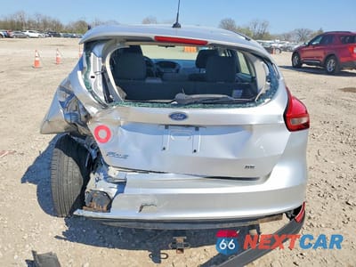 Zdjęcie 6 z 12 samochodu: 2018 FORD FOCUS SE VIN:1FADP3K22JL234322 - miniatura