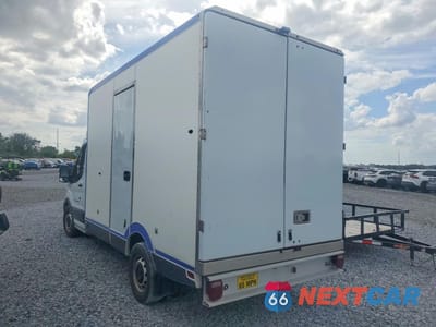 Drugie zdjęcie samochodu z przodu: 2022 FORD TRANSIT T-350 HD REFRIGERATED TRUCK VIN:1FDBW5Z80NKA01637 - miniatura