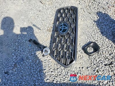 Zdjęcie 12 z 13 samochodu: 2020 TOYOTA TACOMA TRD SPORT VIN:3TMCZ5AN8LM321098 - miniatura