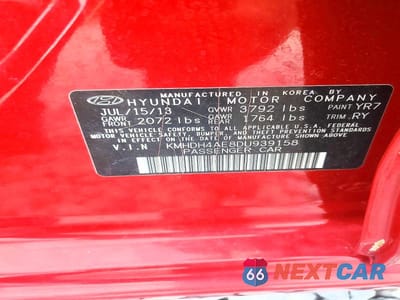 Zdjęcie 12 z 12 samochodu: 2013 HYUNDAI ELANTRA LIMITED VIN:KMHDH4AE8DU939158 - miniatura