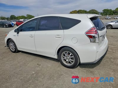Drugie zdjęcie samochodu z przodu: 2015 TOYOTA PRIUS V THREE VIN:JTDZN3EU5FJ032564 - miniatura